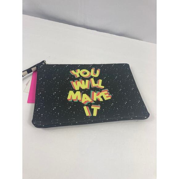 NWT Betsey Johnson Space Dye Wristlet Bag - Picture 1 of 2